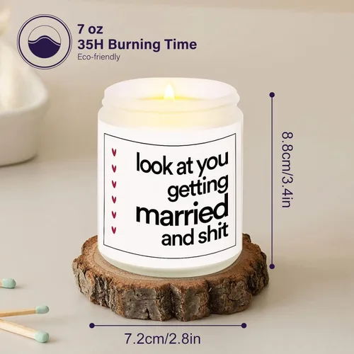 Vista 7 de BaubleDazz Regalos Divertidos de Boda, Despedida de Soltera y Regalo de Despedida de Soltera para la Novia, Vela de Cera de Soja con Aroma a Lavanda