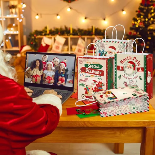 Vista 5 de Zonon 24 bolsas de papel de estraza de papel de estraza para Navidad, bolsas de papel de Navidad rojas y verdes con asas, regalo de caramelos