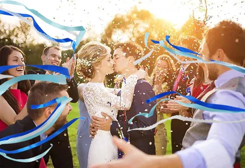Vista 7 de Paquete de 100 cintas de encaje azul para boda, serpentinas con campanas, varitas de seda de hadas, cinta de salida de boda para actividades