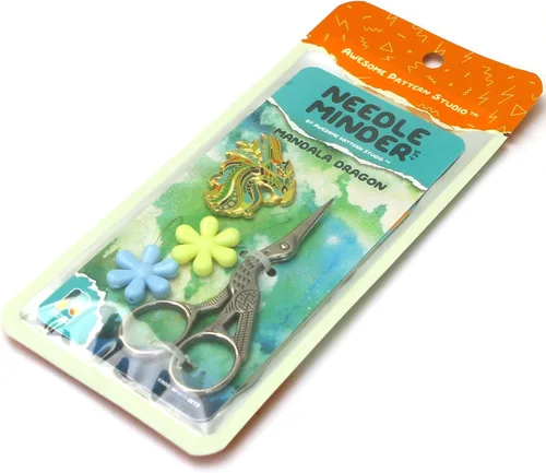 Vista 7 de Awesome Pattern Studio Needle Minder Set – Mandala Dragon Magnetic Needle Minder + 2 agujas Threaders. Pin esmaltado para punto de cruz, bordado