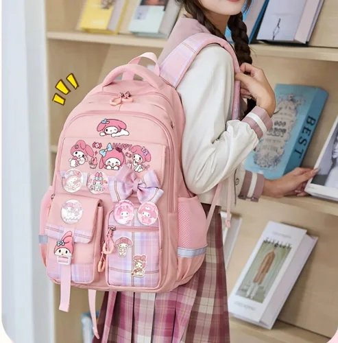 Vista 4 de Mochila Vivixilan Kawaii, Resistente al Agua y Transpirable con Múltiples Bolsillos, Adecuada para Viajes y como Regalo de Cumpleaños