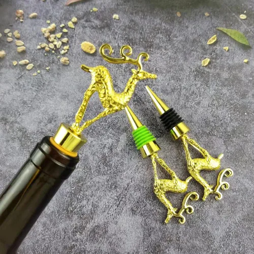 Vista 4 de Tapones de vino de ciervos reutilizables para botellas de bebidas de vino, accesorios de regalo para Navidad, boda, cumpleaños, decoraciones