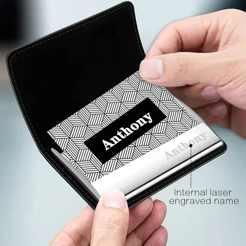 Vista 5 de xrlsg Tarjetero personalizado con nombre de texto grabado, funda de piel sintética personalizada para tarjetas de visita con cierre magnético