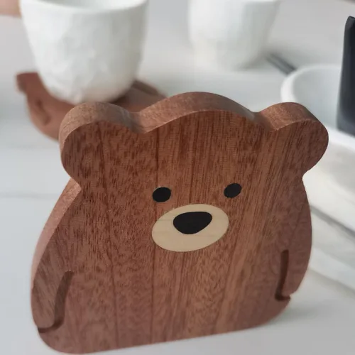 Vista 8 de Posavasos de madera absorbentes para bebidas, hechos a mano con múltiples incrustaciones de madera, juegos de posavasos de madera Sapele para mesa