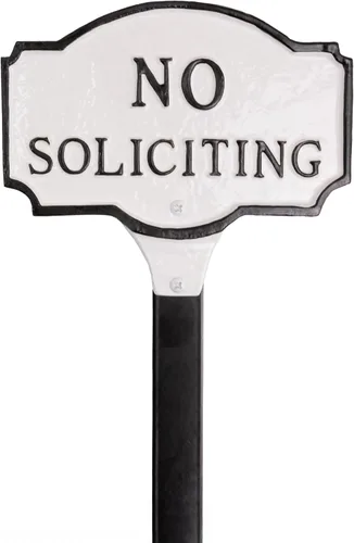 Vista 2 de Montague Metal Products - Placa de metal fundido con texto en inglés "No Soliciting Montague" - Placa de exhibición de pared o césped - Señal