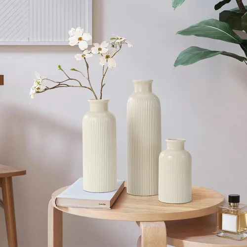 Vista 6 de Juego de 3 pequeños jarrones de cerámica beige, jarrones bohemios modernos de flores beige para decoración de habitación, decoración de granja