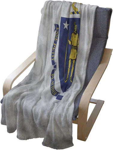 Vista 4 de Lunarable American Throw Blanket, Massachusetts Flagg Holds a Bow and Pointing Downward Arrow, Flannel Fleece Accent Piece Soft Couch Cover for