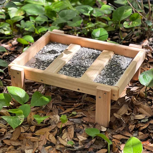 Vista 7 de DutchCrafters Bandeja grande de madera de cedro con plataforma abierta para pájaros, alimentador de semillas de pájaros de madera para pájaros