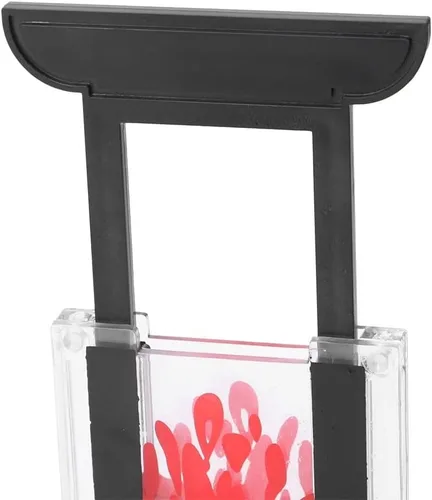 Vista 4 de MilesMagic Cortador de heno de guillotina de mago corta mágicamente Cig, tiza, pulgar, dedos, etc. Truco de magia de cuchilla de corte