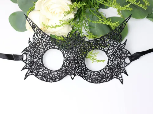 Vista 2 de Bonnie Z. Leonardo Máscaras de mascarada para mujer