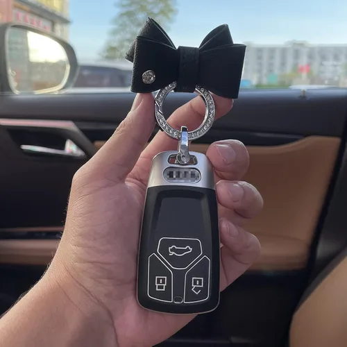 Vista 2 de Funda para llave de Audi, TPU suave especial compatible con Audi A3 A4 A6 Q5 Q7 TT SQ5 R8 S5