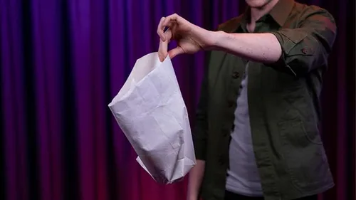 Vista 4 de MJM Apareciendo vidrio (trucos e instrucciones en línea) por Steve Thompson - Truco