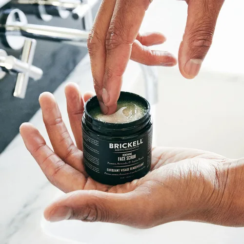 Vista 4 de Productos para hombres Brickell, enjuague para renovación facial
