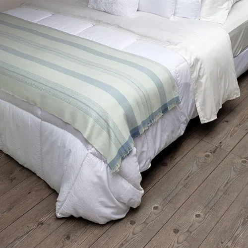 Vista 3 de Andean Vertical Lines - Manta de mezcla de algodón de alpaca, tejida suave y cálida, diseño de rayas, 72 x 52 pulgadas (azul cielo/azul)