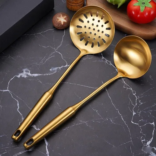 Vista 2 de Juego de utensilios de cocina, herramientas de oro, espátula, pala, sopa, cuchara, tornero, pinzas, accesorios de cocina, herramientas para hornear