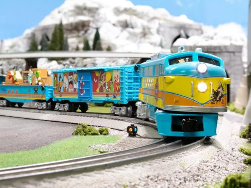 Vista 6 de Lionel Looney Tunes Freight LionChief 5.0 - Juego de tren eléctrico de calibre O con Bluetooth y control remoto