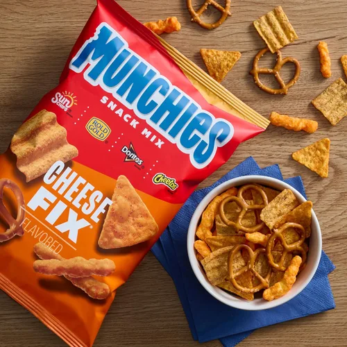 Vista 6 de Frito-Lay, paquete de cuidado definitivo - Paquete de cuidado de aperitivos, variedad de chips, galletas dulces, galletas saladas y más, 40