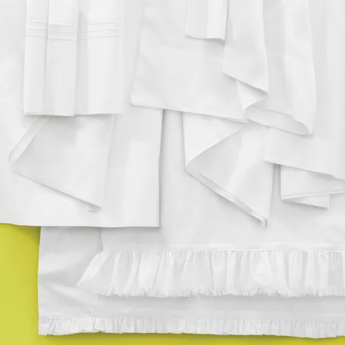 Vista 4 de Pine Cone Hill Essential Satin - Juego de sábanas blancas, tamaño Queen, patrón sólido blanco
