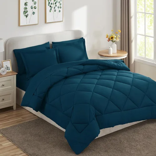 Vista 146 de CozyLux Juego de edredón de tamaño Queen, rojo burdeos, toda la ropa de cama en una sola bolsa, 7 piezas: edredón, fundas de almohada y de almohada