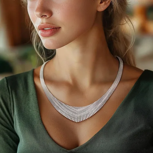 Vista 2 de Ross-Simons Italian Sterling Silver Graduated Cleopatra Necklace