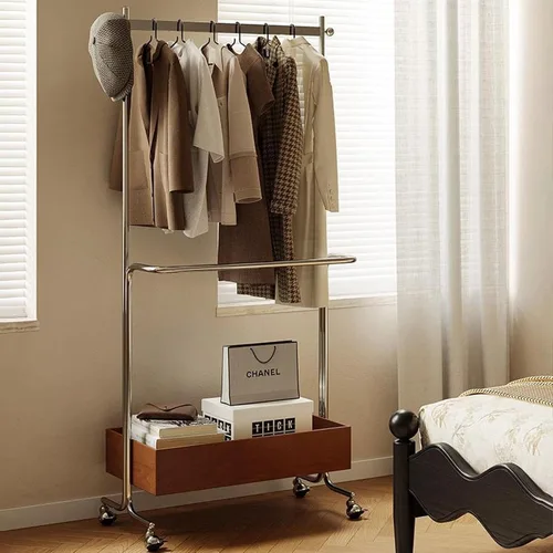 Vista 8 de Perchero de metal con ruedas, con estante de almacenamiento de madera, estantes de ropa rodantes para colgar ropa, perchero para dormitorio Negro