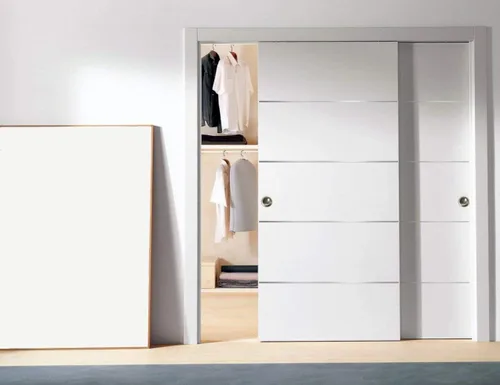 Vista 2 de SARTODOORS Doble granero deslizante blanco 36 x 80 con herrajes Planum 0020 blanco mate Rieles de acero de 13 pies Puertas modernas de núcleo