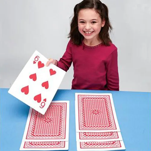 Vista 8 de Juego de Cartas Súper Gigante de S&S Worldwide