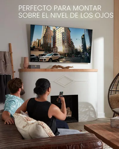 Vista 9 de SANUS Soporte de pared inclinable para televisores de 42" a 90" - Perfil bajo y diseño universal - Combate el deslumbramiento de la pantalla - Fácil