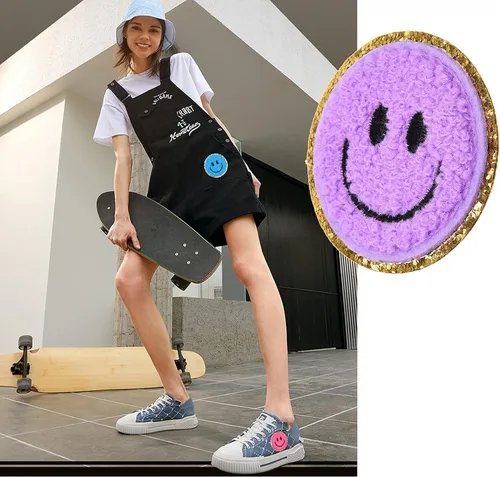 Vista 8 de Kare & Kind Parches para planchar Smiley – Parches bordados de chenilla – Coser o planchar en piezas para ropa, camisas, uniformes, vestidos