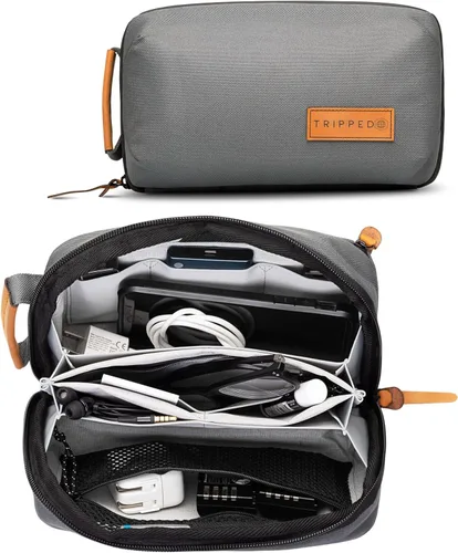 Vista 9 de Tech Bag Organizer - Pequeña bolsa organizadora de electrónica para viajes, funda de viaje premium con detalles de cuero, bolsillo de malla