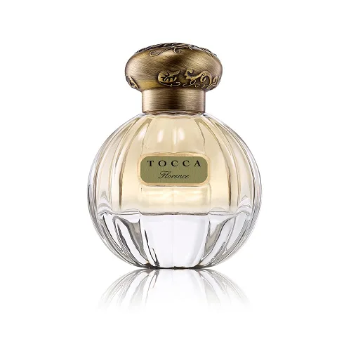 Vista 3 de Tocca Eau de Parfum (1.7 fl oz) y Crema de Manos (4.1 fl oz) en Florencia - Bergamota, Pomelo, Pera Verde, Gardenia y Manzana