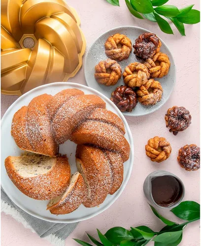 Vista 22 de Nordic Ware NW 95577 Molde Bundt para Pastel de Cuerda Trenzada del 75 Aniversario, Dorado, Capacidad de 12 Tazas