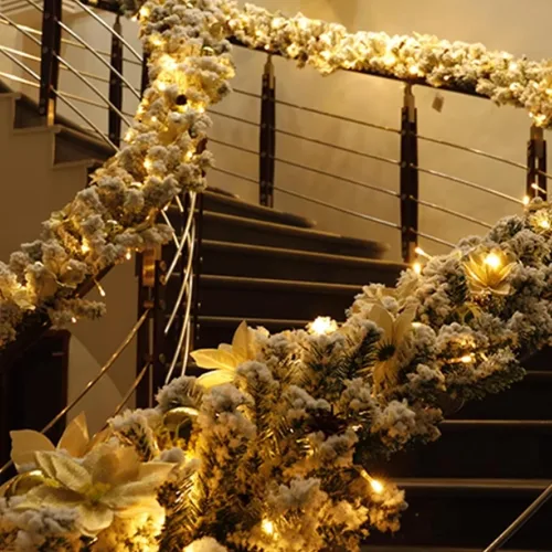 Vista 3 de Guirnalda de Navidad flocada con luces, guirnalda de Navidad preiluminada con luz LED blanca cálida para el hogar, chimenea, oficina, ventanas