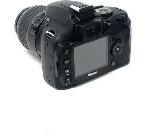 Vista 3 de Kit de cámara digital Nikon D40 de 6.1 MP con lente de zoom Nikkor f/3.5-5.6G ED II Auto Focus-S DX, 18-55 mm