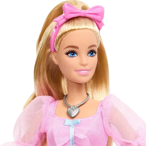 Vista 3 de Barbie en el cascanueces Clara Ballerina Doll