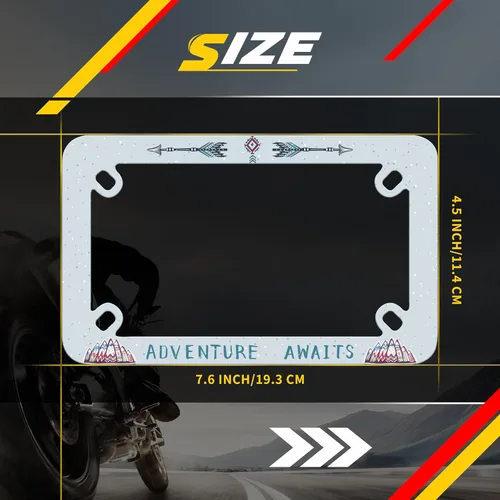 Vista 3 de Marco de matrícula de motocicleta Adventure Awaits con estampado tribal de montaña, material de acero inoxidable, divertido soporte para placa
