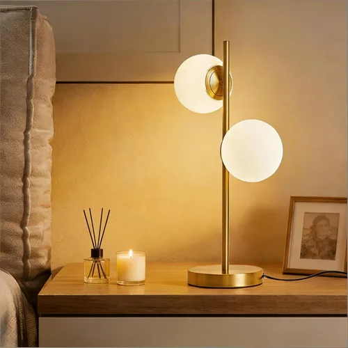 Lámpara de mesa moderna de mediados de siglo, luz de mesita de noche con globo dorado con 2 bombillas LED incluidas, lámpara de noche contemporánea