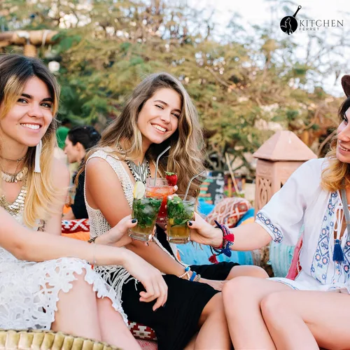 Vista 6 de Juego de 8 popotes reutilizables de metal de acero inoxidable con 2 cepillos de limpieza y estuche de viaje para 20 – 30 onzas, color plateado