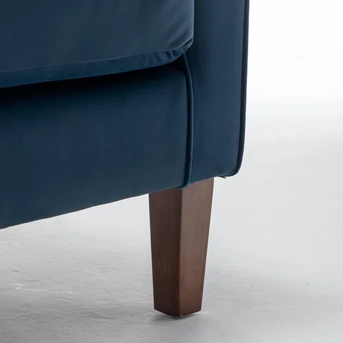 Vista 103 de Sillón clásico con marco de madera de abedul y cómodos reposabrazos enrollados, sillones para sala de estar, dormitorio y decoración de oficina