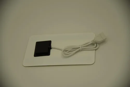 Vista 4 de HUI YINGC Cargador de energía solar con panel solar portátil de 5 vatios para baterías recargables de 1.2 V AA y AAA para el hogar, con panel solar