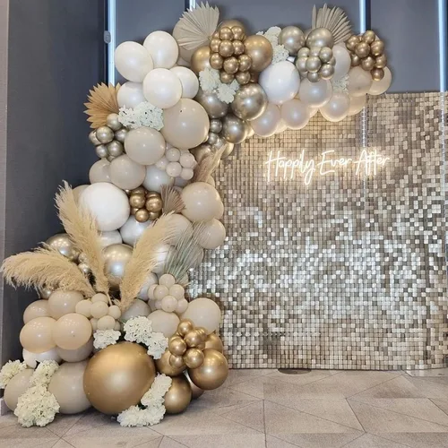Vista 5 de Arco de guirnalda de globos de color blanco arena y plata, 135 unidades, color beige, blanco y dorado cromado, arco de globos plateados, arco