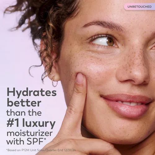 Vista 3 de Olay Crema Súper con Protector Solar SPF 30, Tamaño de Prueba, Hidratante Facial Ligero con Protección Solar, 5-en-1 Beneficios para el Cuidado