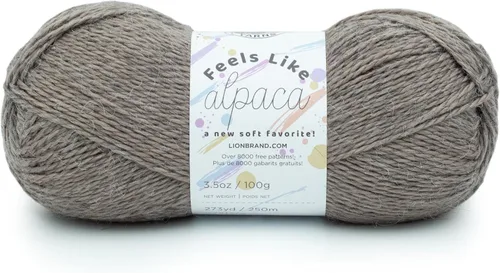 Vista 10 de Lion Brand Yarn Feels Like alpaca, hilo suave para tejer, borgoña, 1 paquete