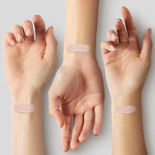 Vista 5 de Maquillaje líquido CoverGirl Smoothers, 1 onza, Beige clásico