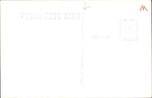 Vista 2 de Lavanderia Old Indian Laundry, Mission Santa Barbara California Original Real Photo Postal (RPPC)