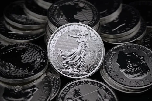 Vista 2 de 1997 - Presente (Año al azar) GB 1 oz Plata Britannia Moneda Brillante Sin Circular con Certificado de Autenticidad £2 GBP Vendedor BU