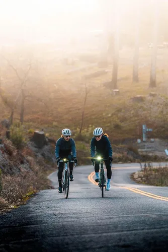 Vista 6 de LEZYNE Mini Drive 400 Unisex USB Recargable Luz LED Bicicleta de Montaña