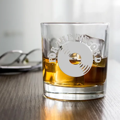 Vista 5 de For The Record Round Rocks Glass - Beat & Brew, regalo de DJ, regalo de música, regalo de vinilo, tocadiscos, decoración retro