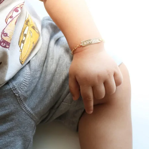 Vista 3 de Pulsera personalizada con nombre de bebé, pulsera ajustable de identificación para bebé, regalo personalizado para niña niño, relleno de oro de 14