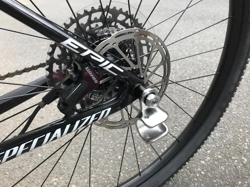 Vista 3 de Taza de enganche para remolque de bicicleta Thule Chariot Sports Cross Lite Courier Coaster Cadence Cab Axle Mount Enganche compatible con bicicleta